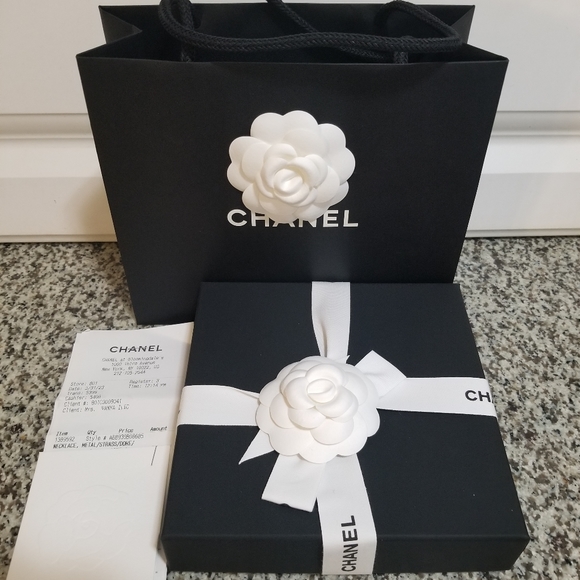 🆕️ Chanel CC Logo  Gold &Strass Necklese - Picture 14 of 15